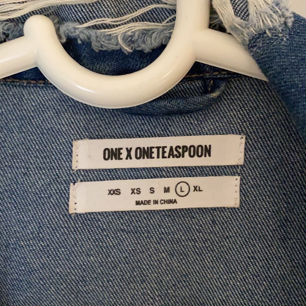 Jean jacket - Picture 2 of 3